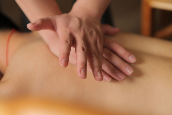Czym różni się masaż klasyczny od masażu relaksacyjnego? Różnice